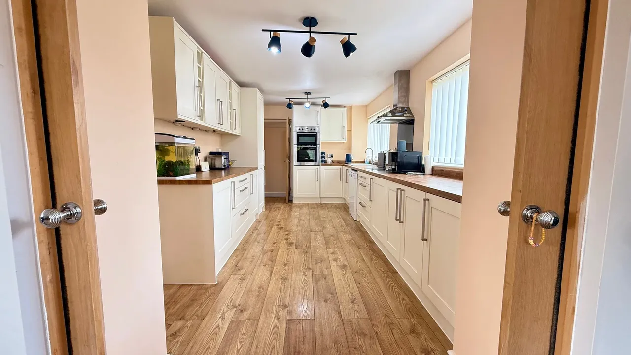 Waterside Close, Bourne, PE10, photo 8