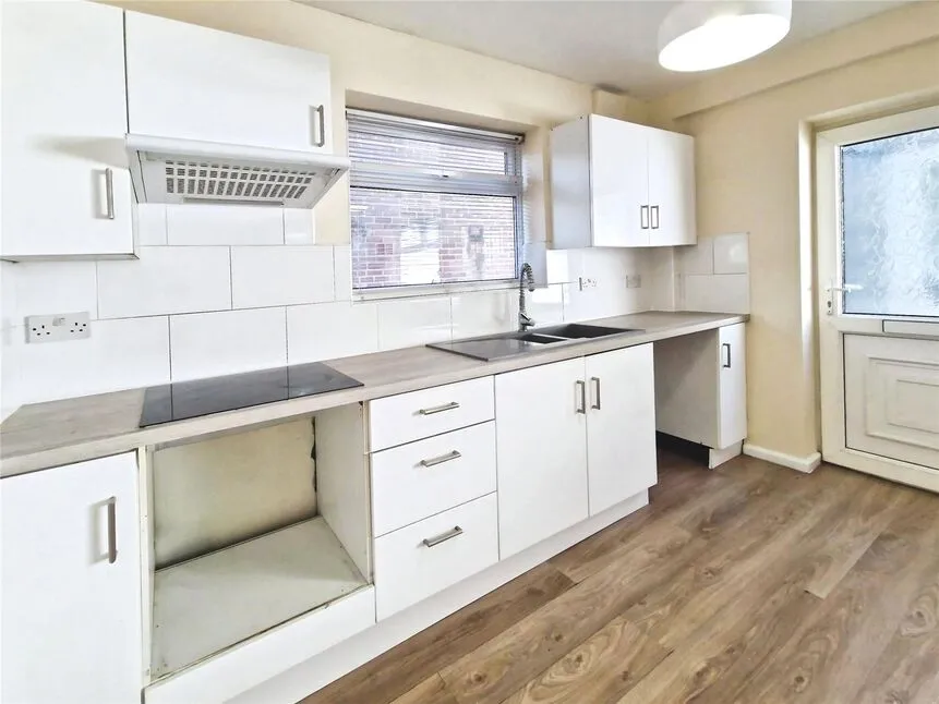 Marsh Road, Little Hulton, M38, photo 4