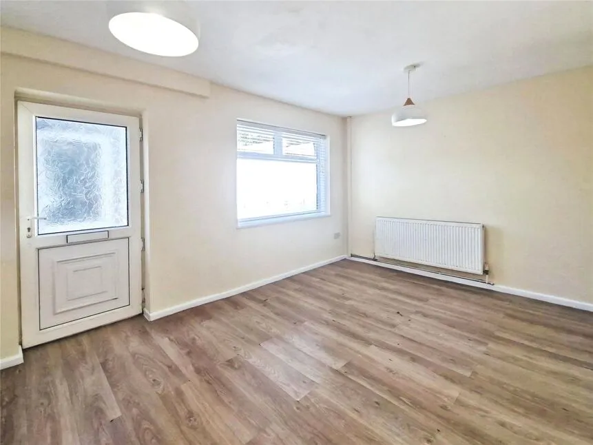Marsh Road, Little Hulton, M38, photo 13