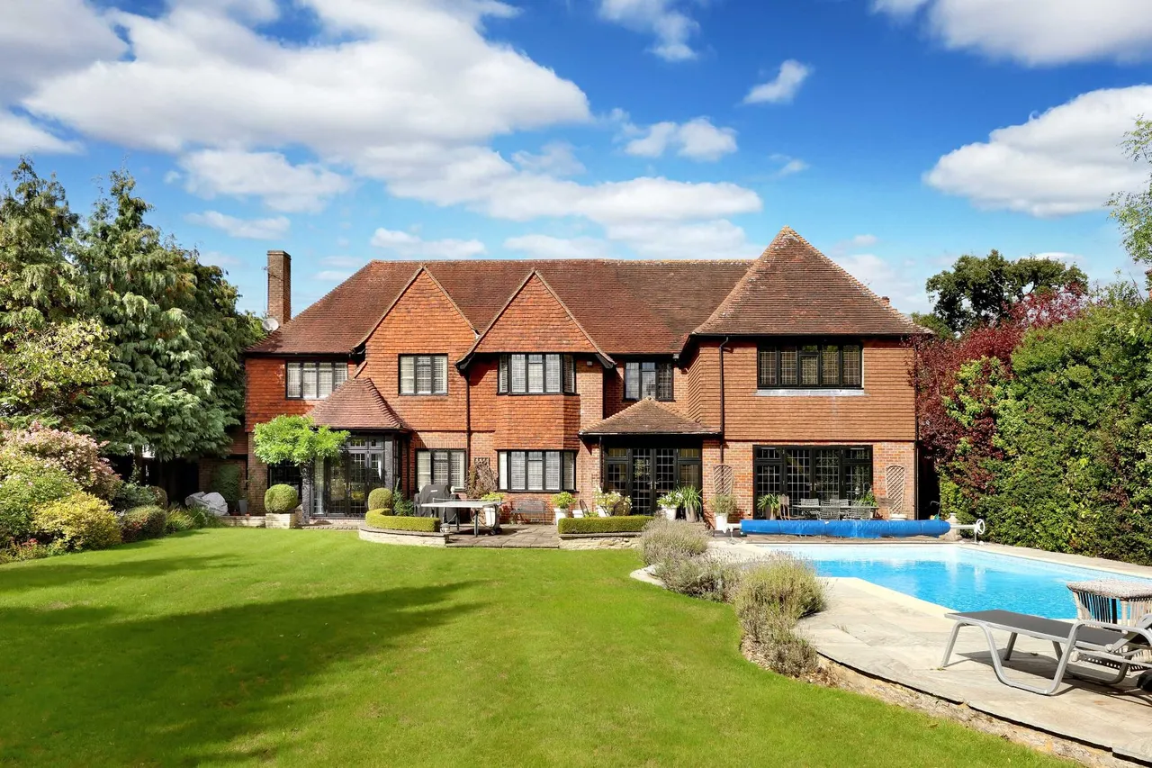 Bull Lane, Gerrards Cross, SL9, photo 3