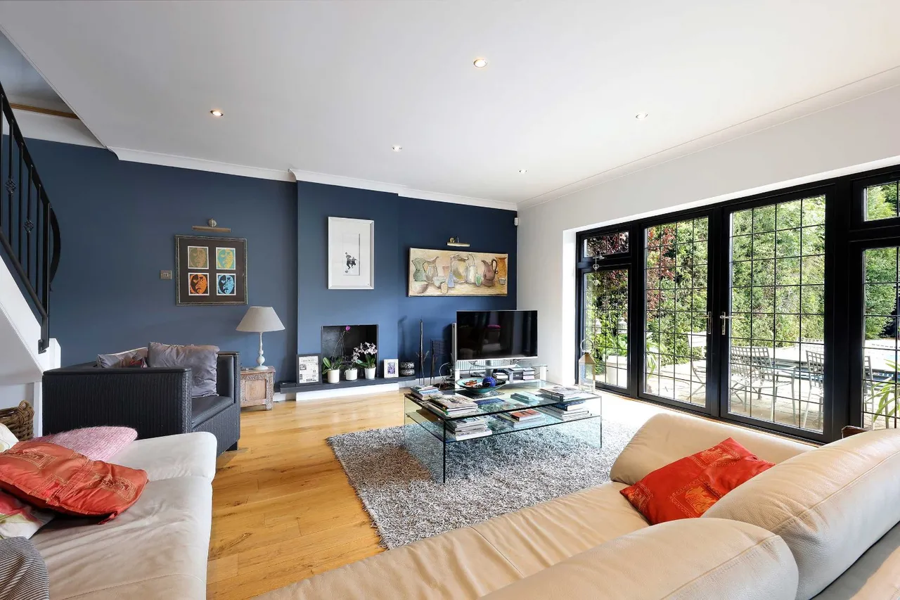 Bull Lane, Gerrards Cross, SL9, photo 2