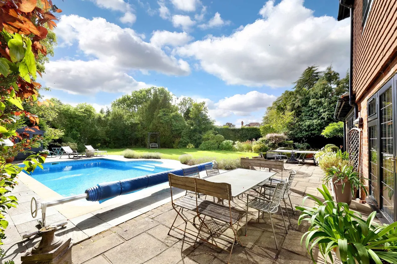 Bull Lane, Gerrards Cross, SL9, photo 12