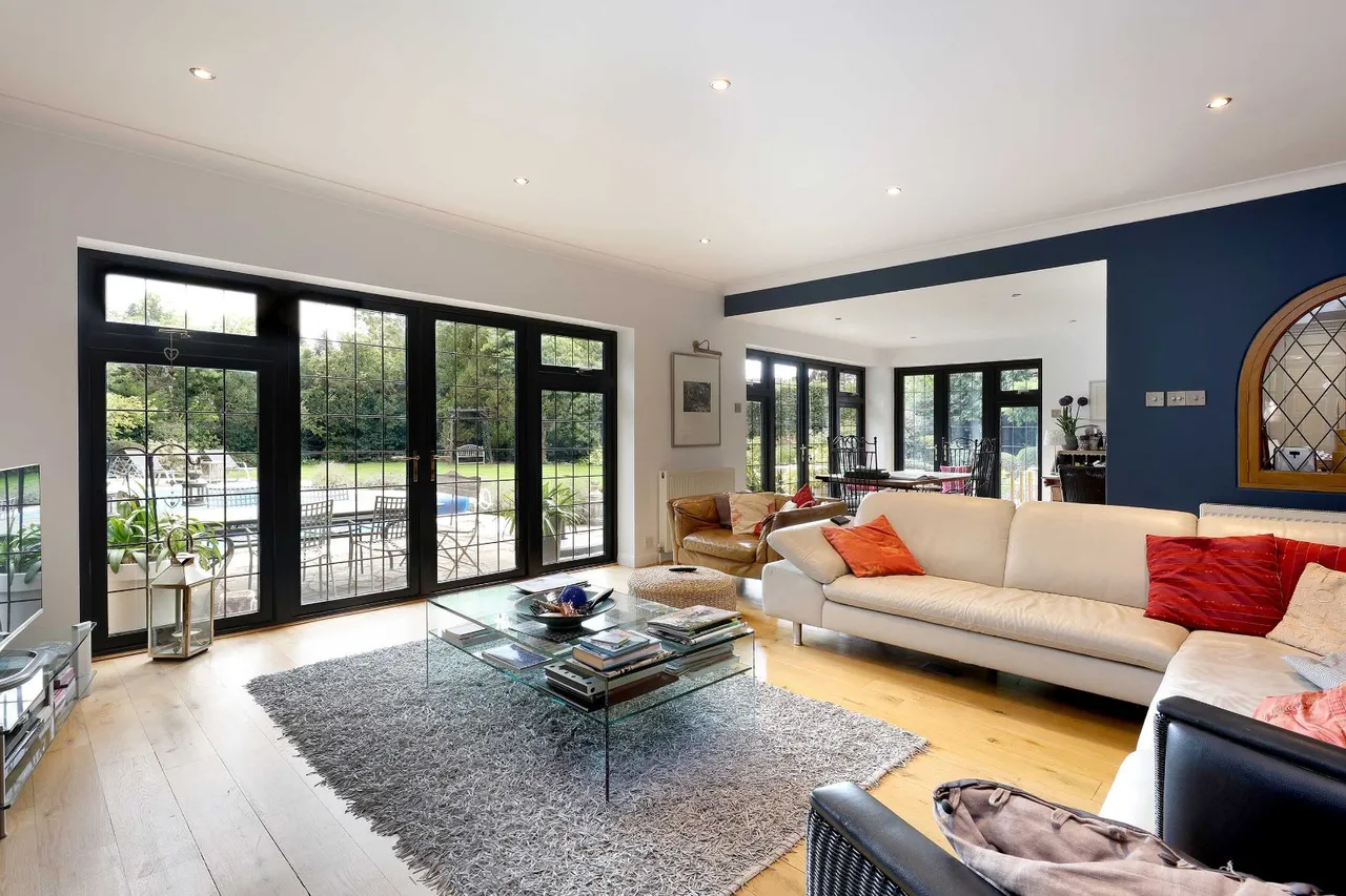 Bull Lane, Gerrards Cross, SL9, photo 8