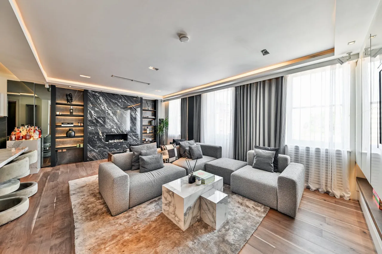 2 bed flat for sale — Ennismore Gardens, Knightsbridge, London, SW7 1NL