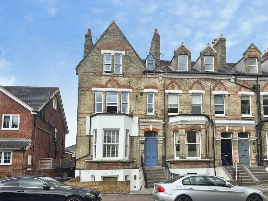 St. Andrew's Road, Surbiton, KT6, photo 10