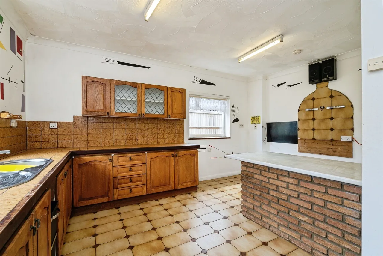 Station Road North, Belton, Great Yarmouth, photo 7