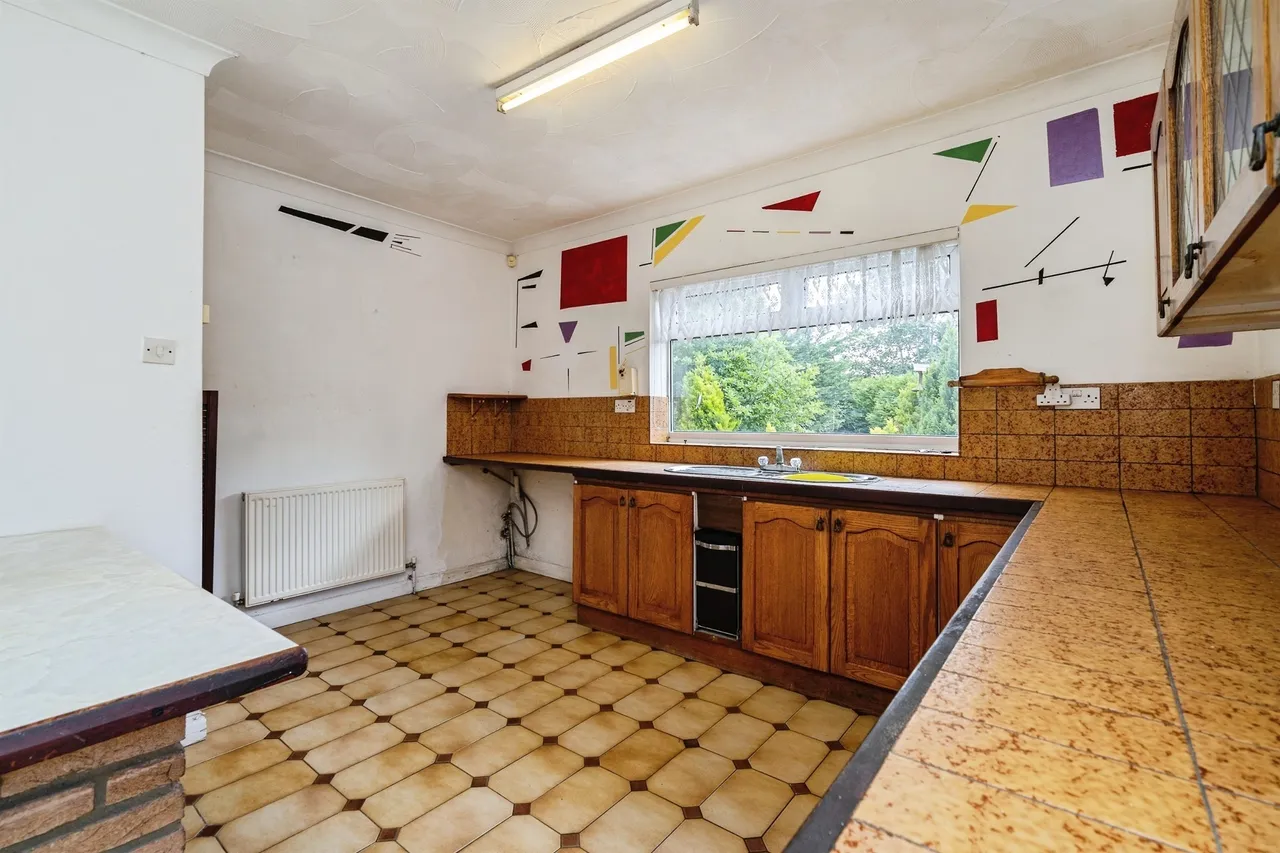 Station Road North, Belton, Great Yarmouth, photo 9