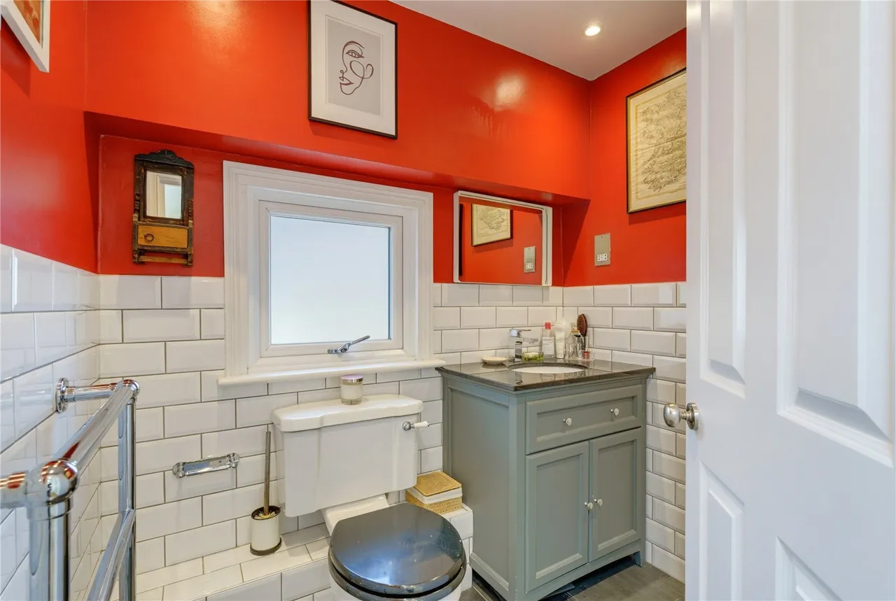 Marmion Road, London, SW11, photo 8