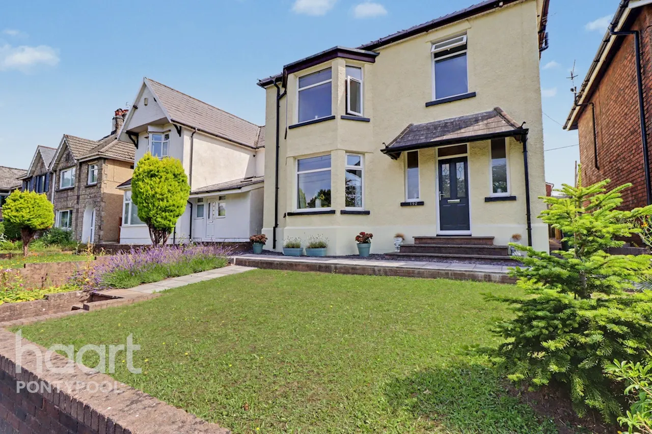3 bed house for sale, The Highway, Pontypool, NP4