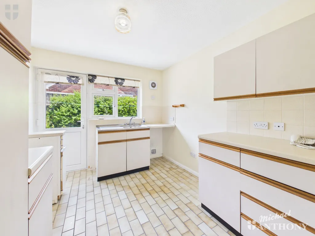 Eleanor Gardens, Aylesbury, HP21 7LT, photo 4