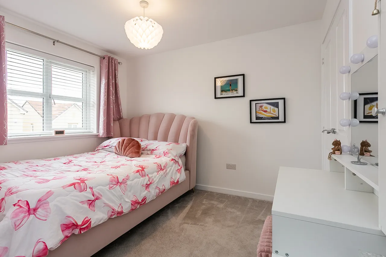 Torrance Place, Gilmerton, EH17, photo 17