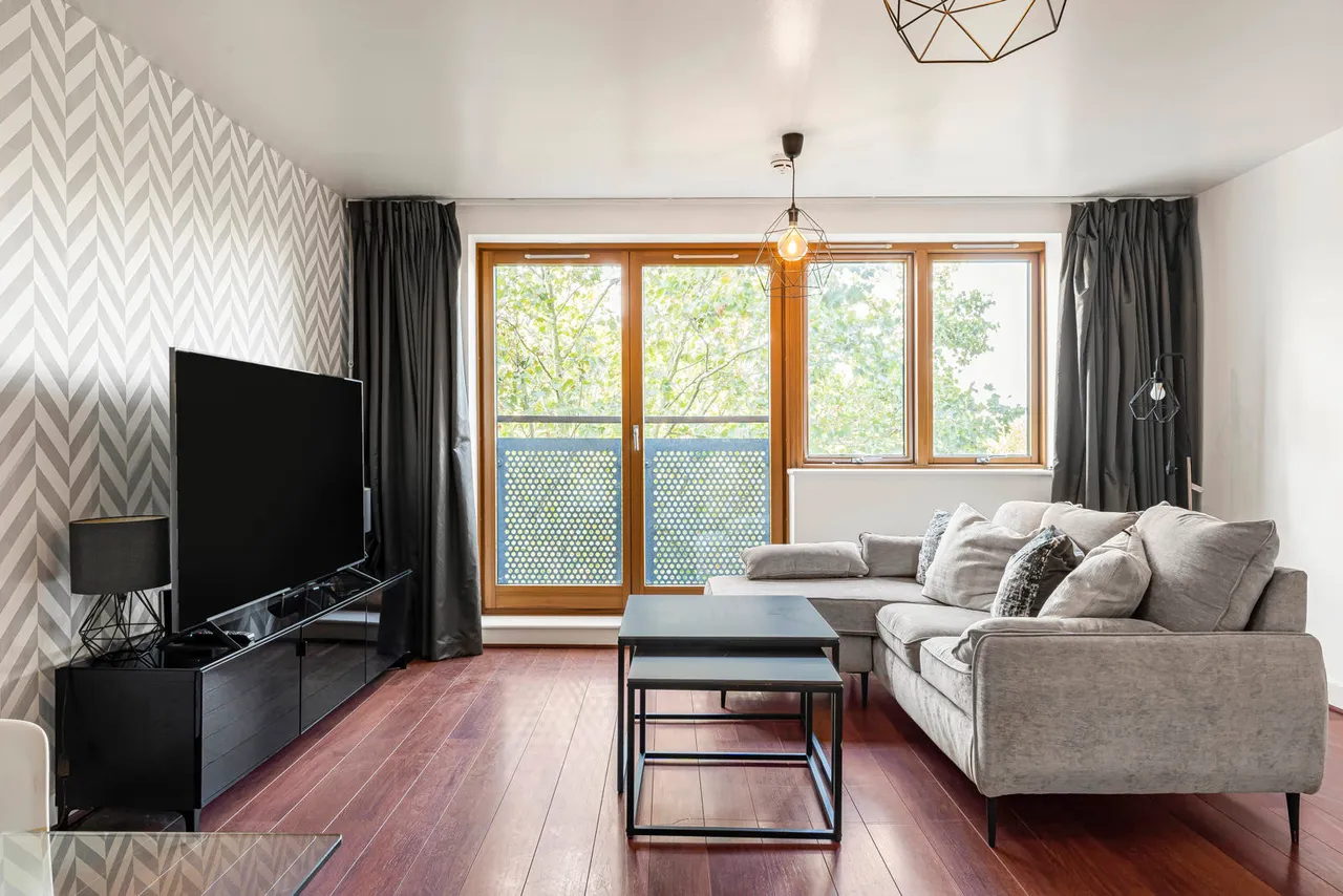 Meath Crescent, London, E2, photo 10