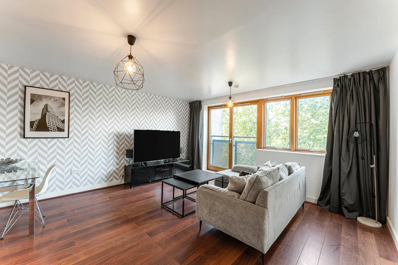 Meath Crescent, London, E2, photo 8
