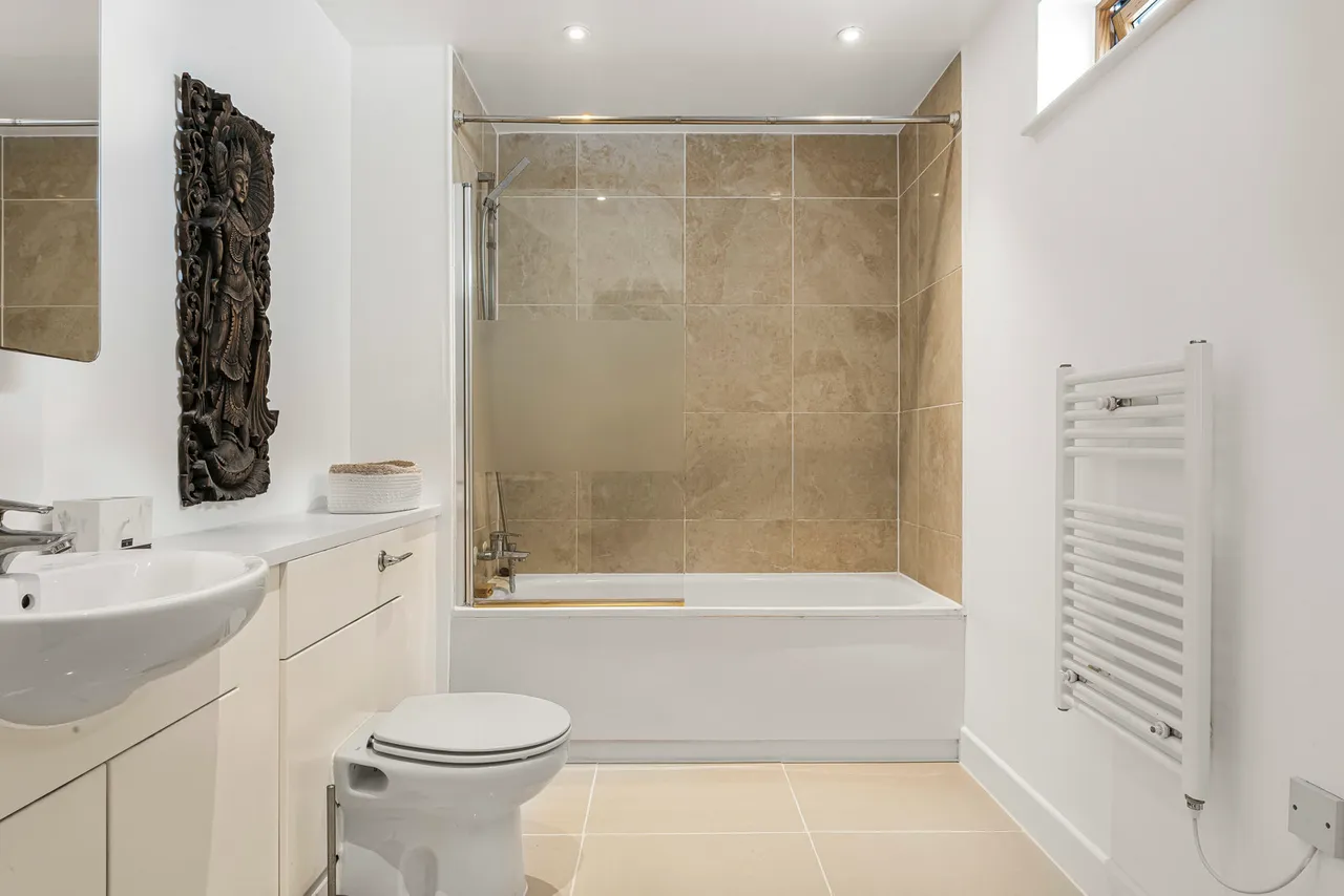 Meath Crescent, London, E2, photo 4