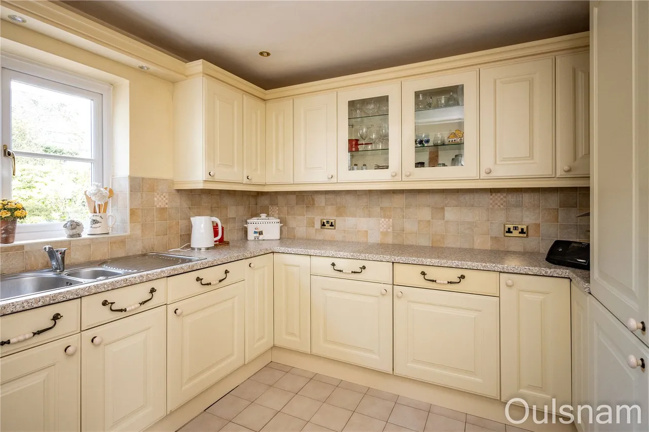Churchfields Gardens, Bromsgrove, Worcestershire, B61 8DP, photo 6