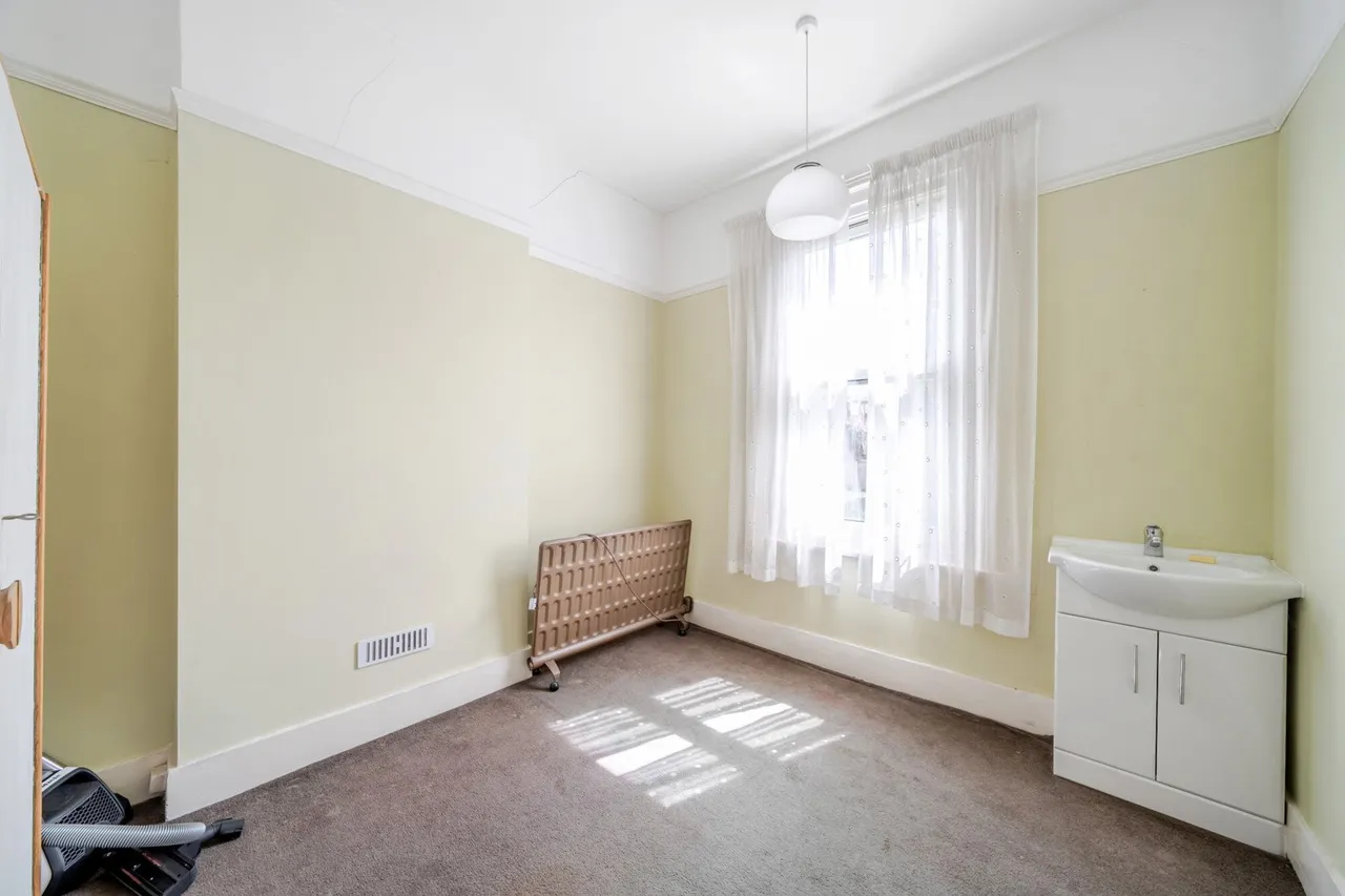 Shrewsbury Lane, SE18, photo 20