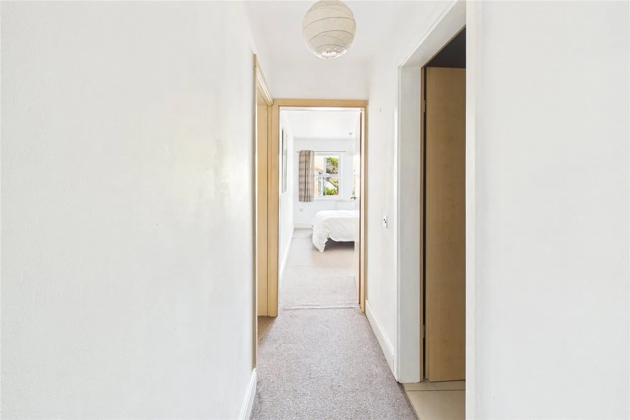 Guernsey Grove, London, SE24, photo 6