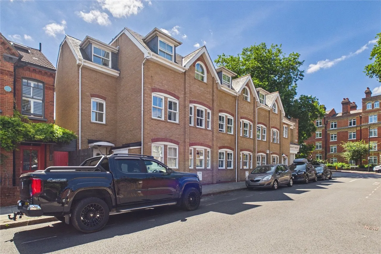1 bed flat for sale — Guernsey Grove, London, SE24