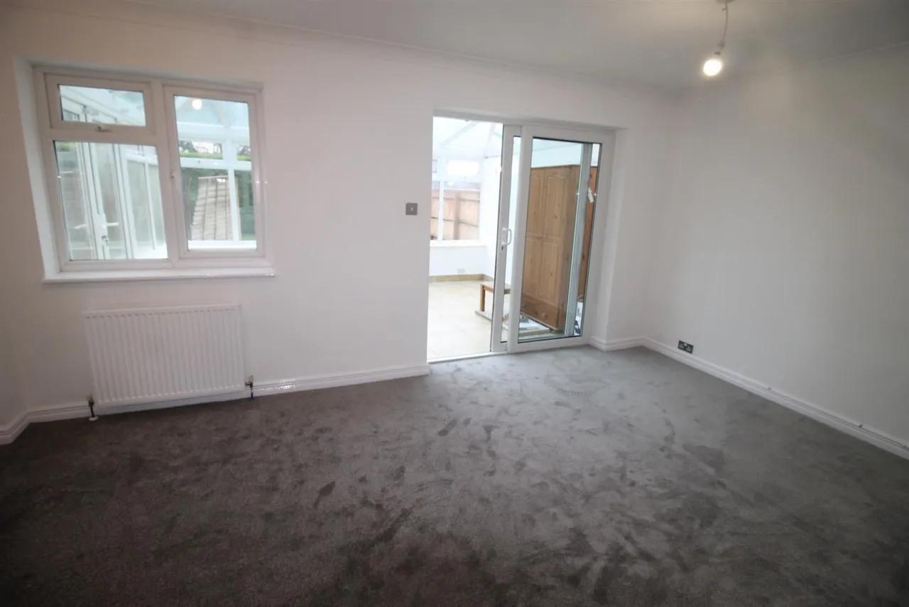 High Wycombe, Buckinghamshire, HP12 3LL, photo 2