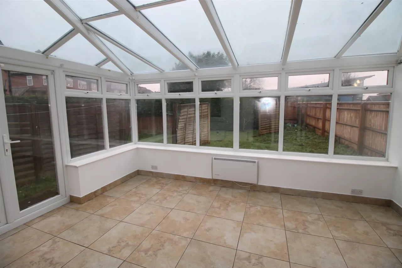 High Wycombe, Buckinghamshire, HP12 3LL, photo 9