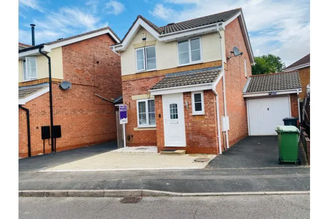 3 bed house for sale, Butlers Hill Lane, Redditch, B97