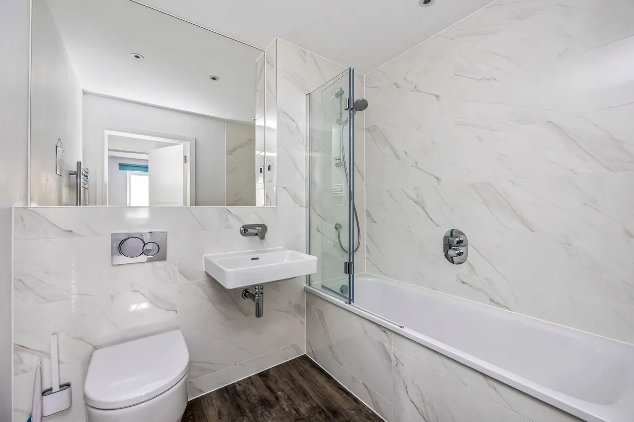 The Boulevard, Horsham, RH12, photo 9