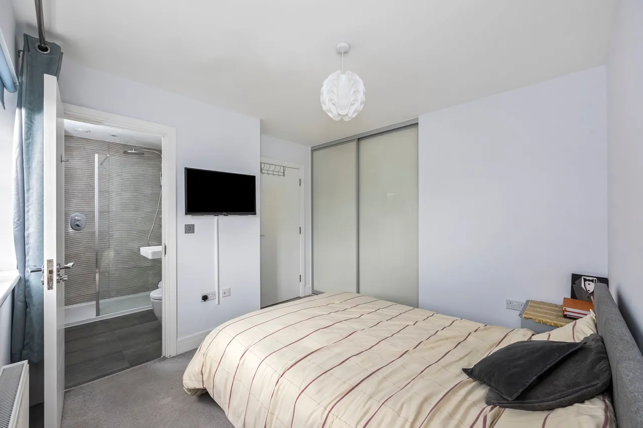 The Boulevard, Horsham, RH12, photo 2