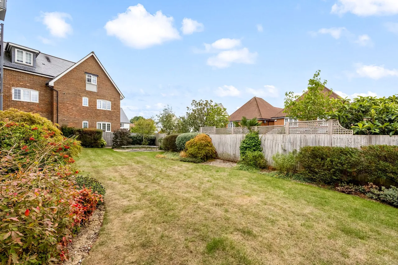 The Boulevard, Horsham, RH12, photo 13