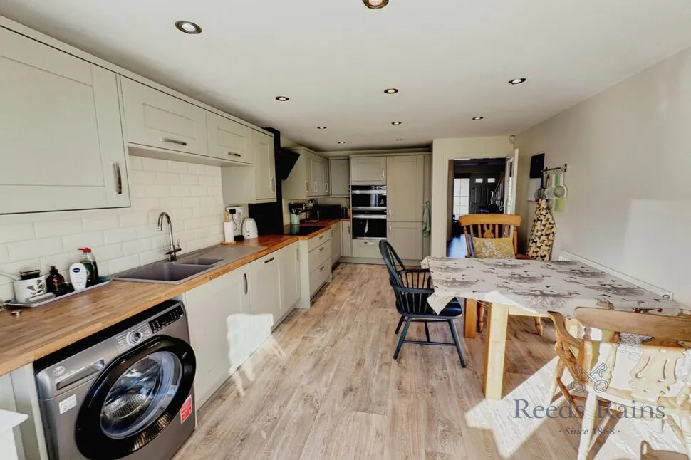 Forrester Close, Brayton, YO8, photo 4
