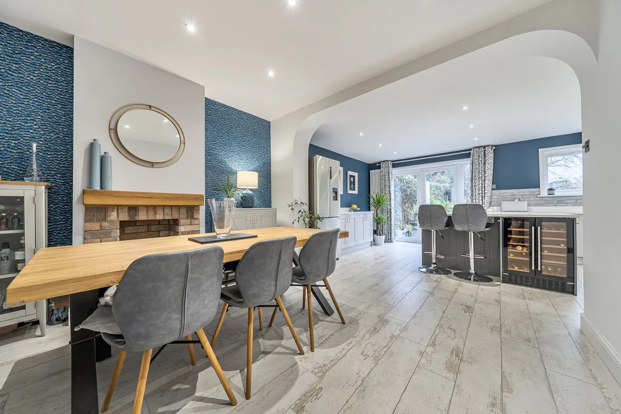 Kings Drive, Kent, DA12, photo 2
