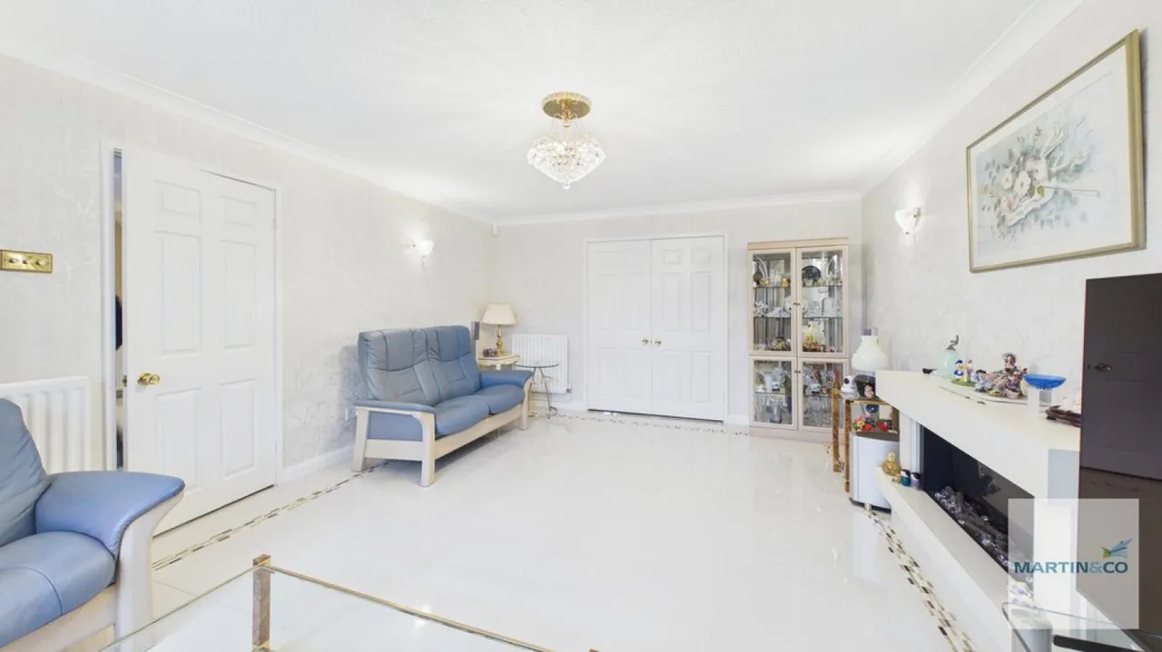 Sir Alfreds Way, Walmley, photo 3