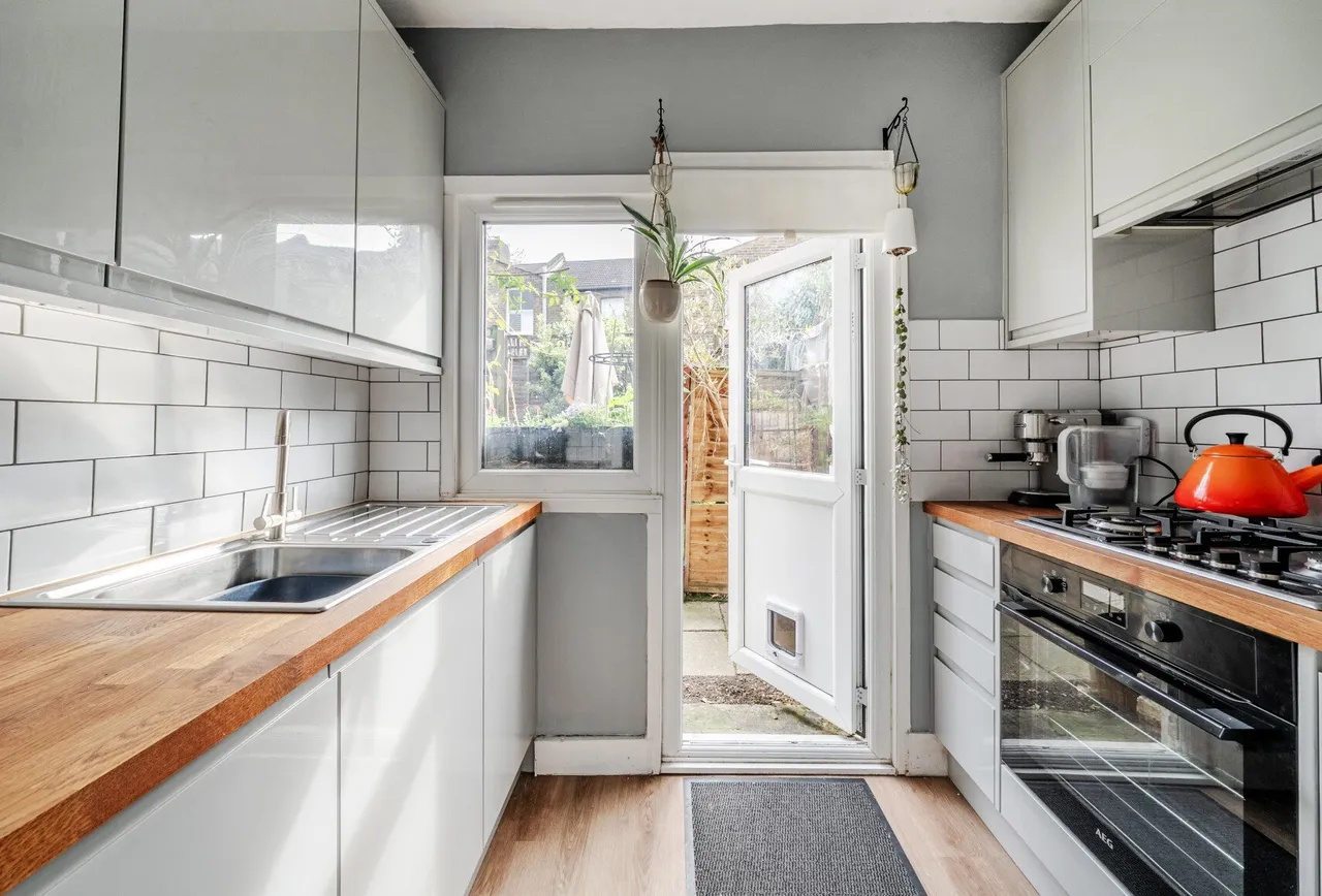 Leverson Street, London, SW16 6DE, photo 3