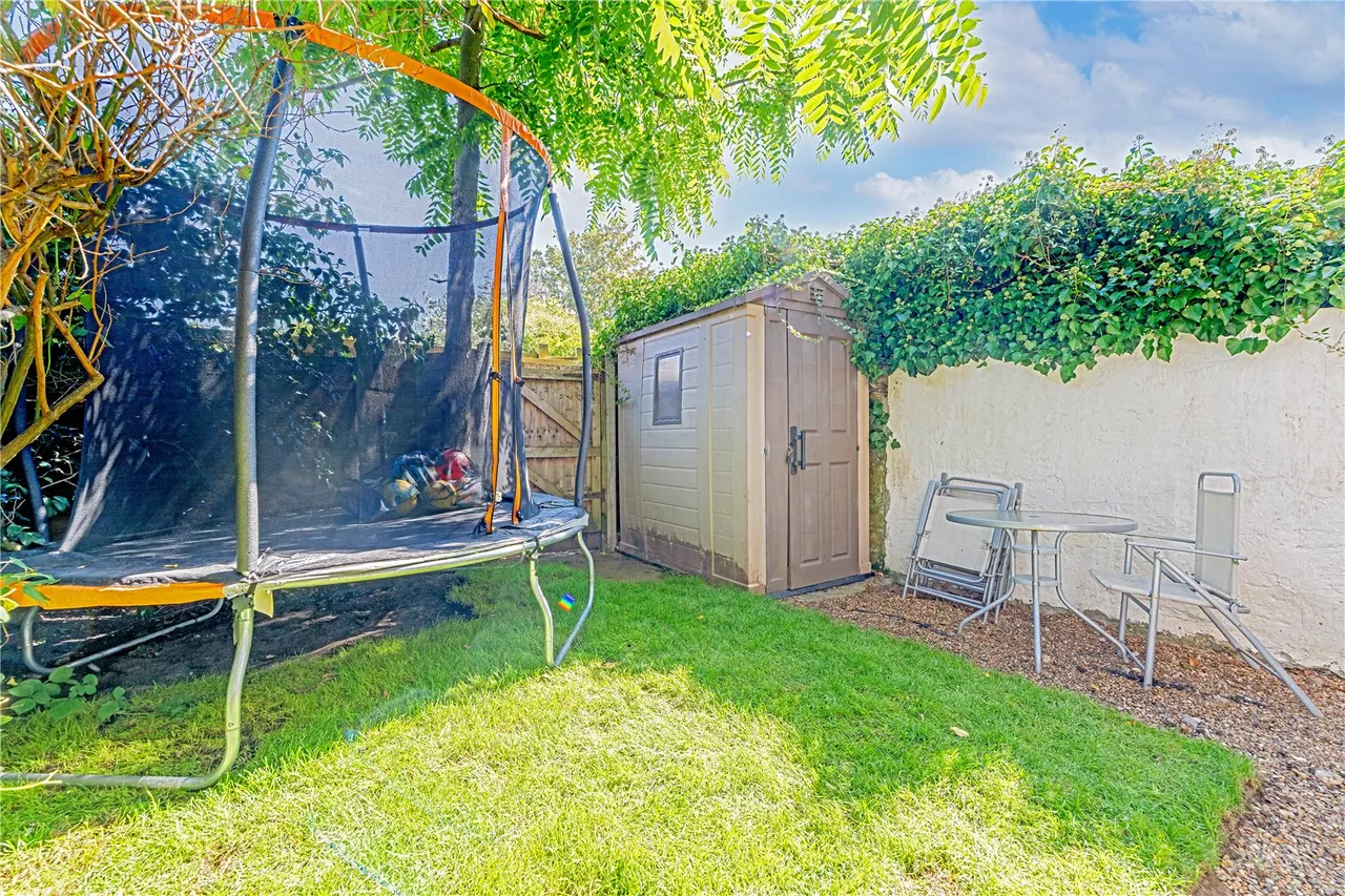 Parkside, Hampton Hill, TW12 1NU, photo 7