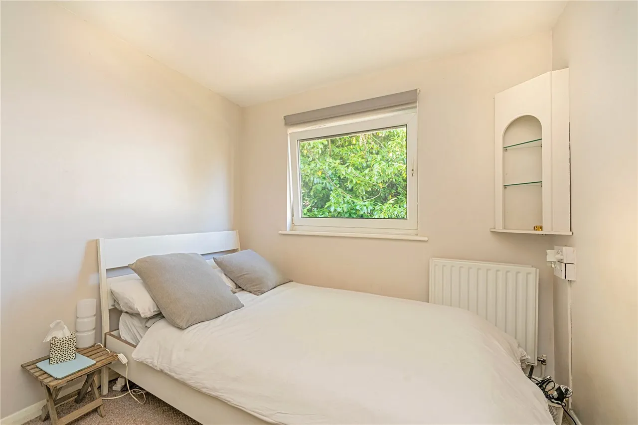 Parkside, Hampton Hill, TW12 1NU, photo 4