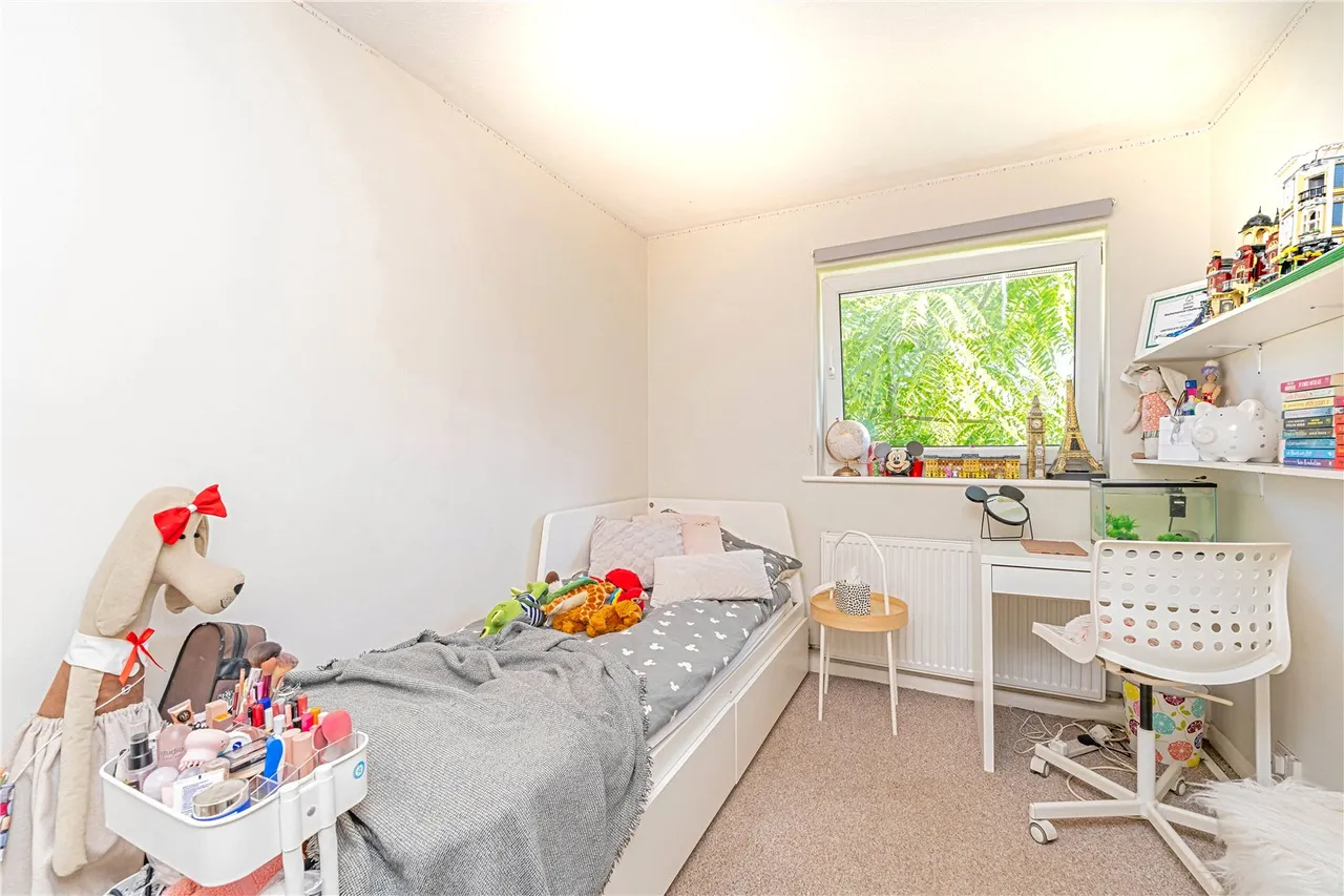 Parkside, Hampton Hill, TW12 1NU, photo 5
