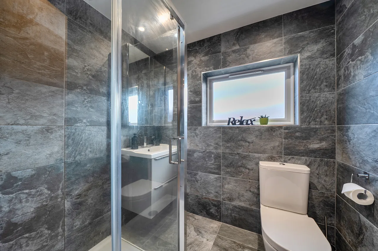 Serrin Way, Horsham, RH12, photo 16