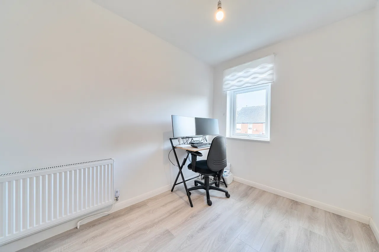 Serrin Way, Horsham, RH12, photo 14