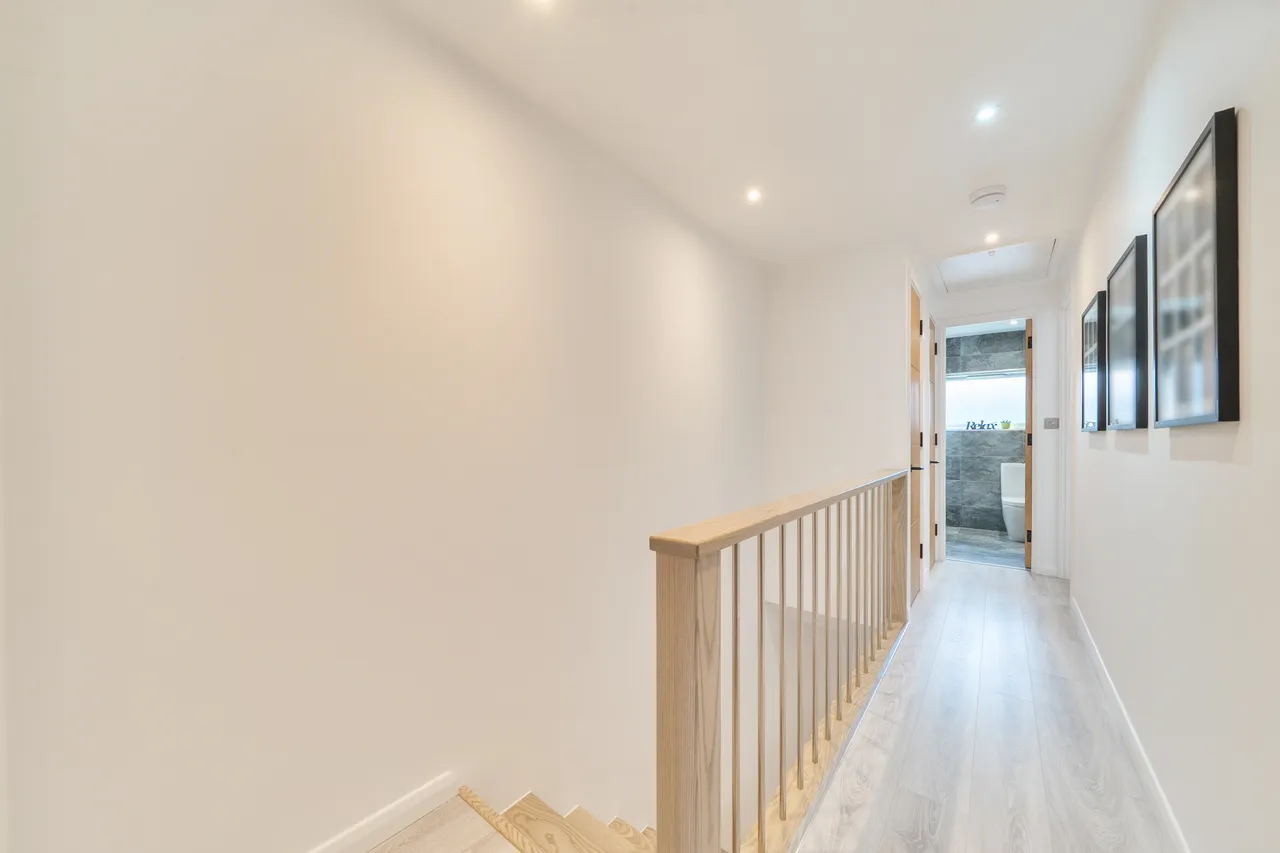 Serrin Way, Horsham, RH12, photo 11