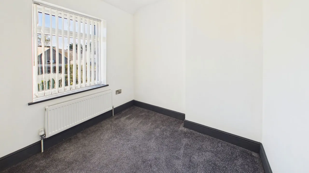 Aberconway Crescent, New Rossington, DN11, photo 11
