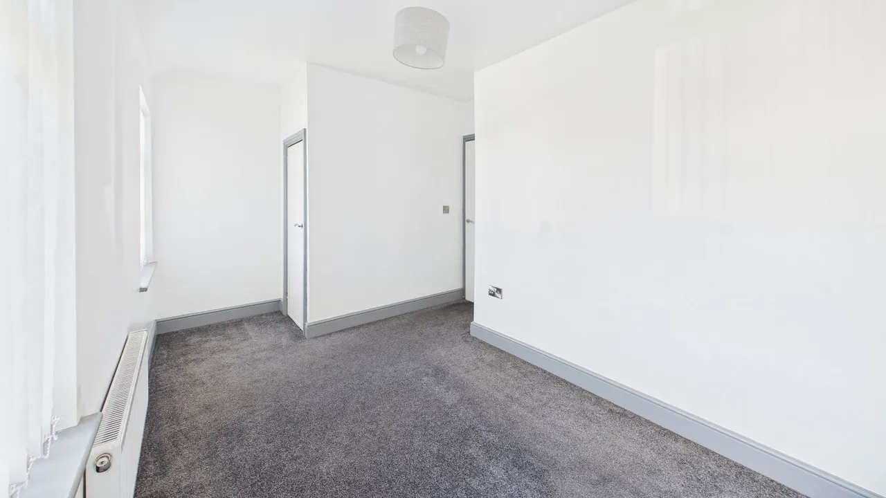 Aberconway Crescent, New Rossington, DN11, photo 10