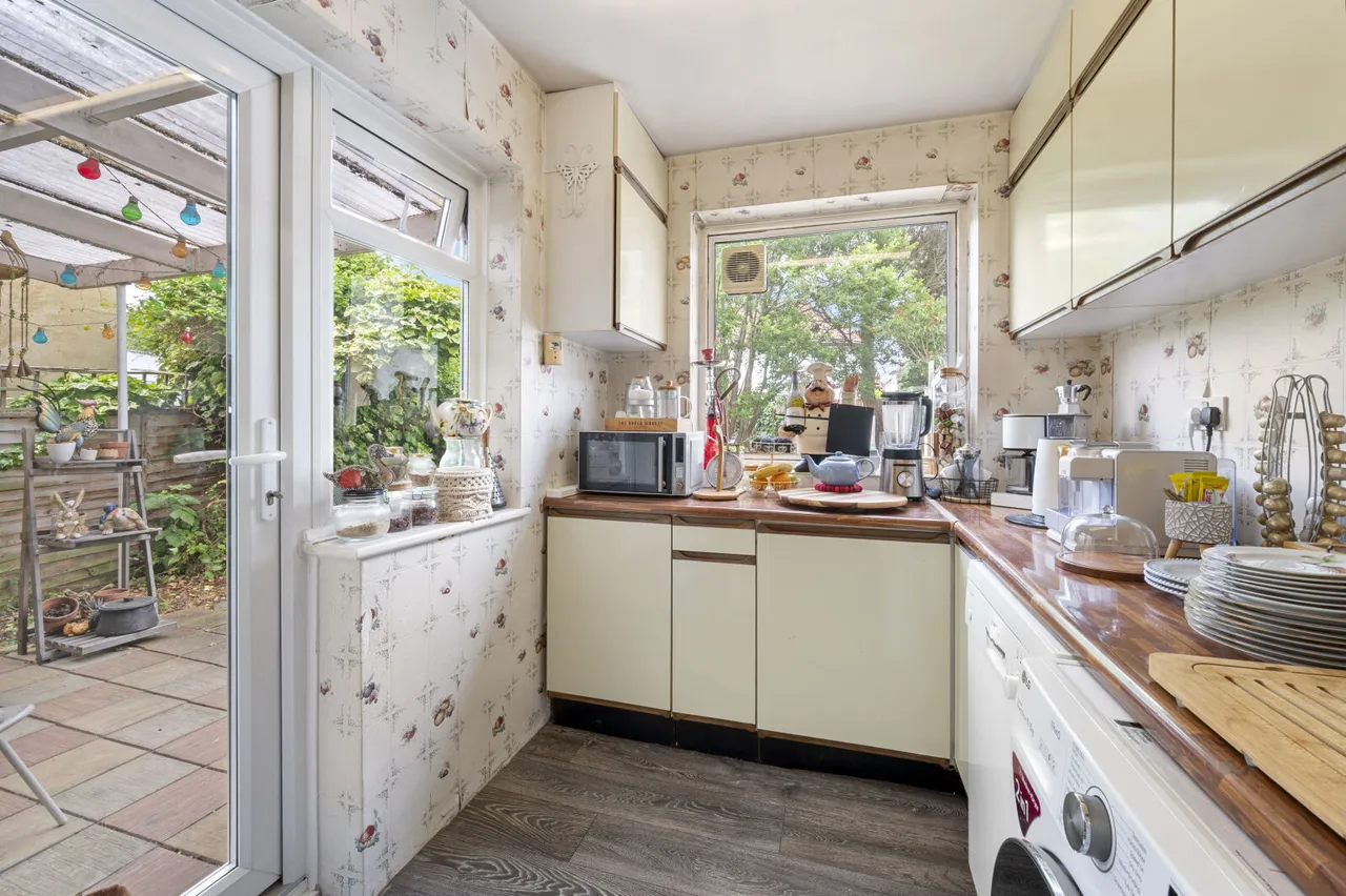 Portland Avenue, New Malden, KT3, photo 12