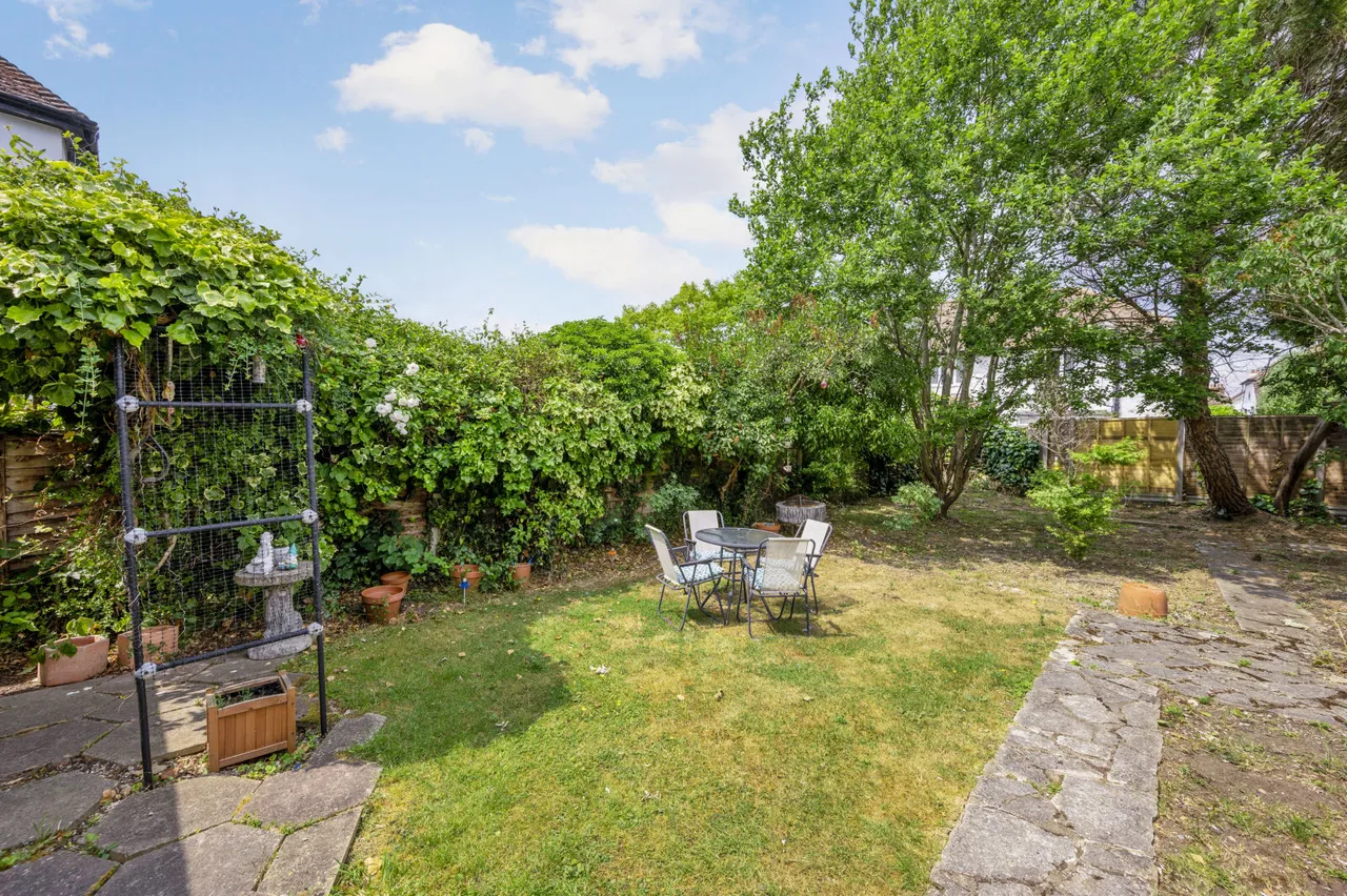 Portland Avenue, New Malden, KT3, photo 2