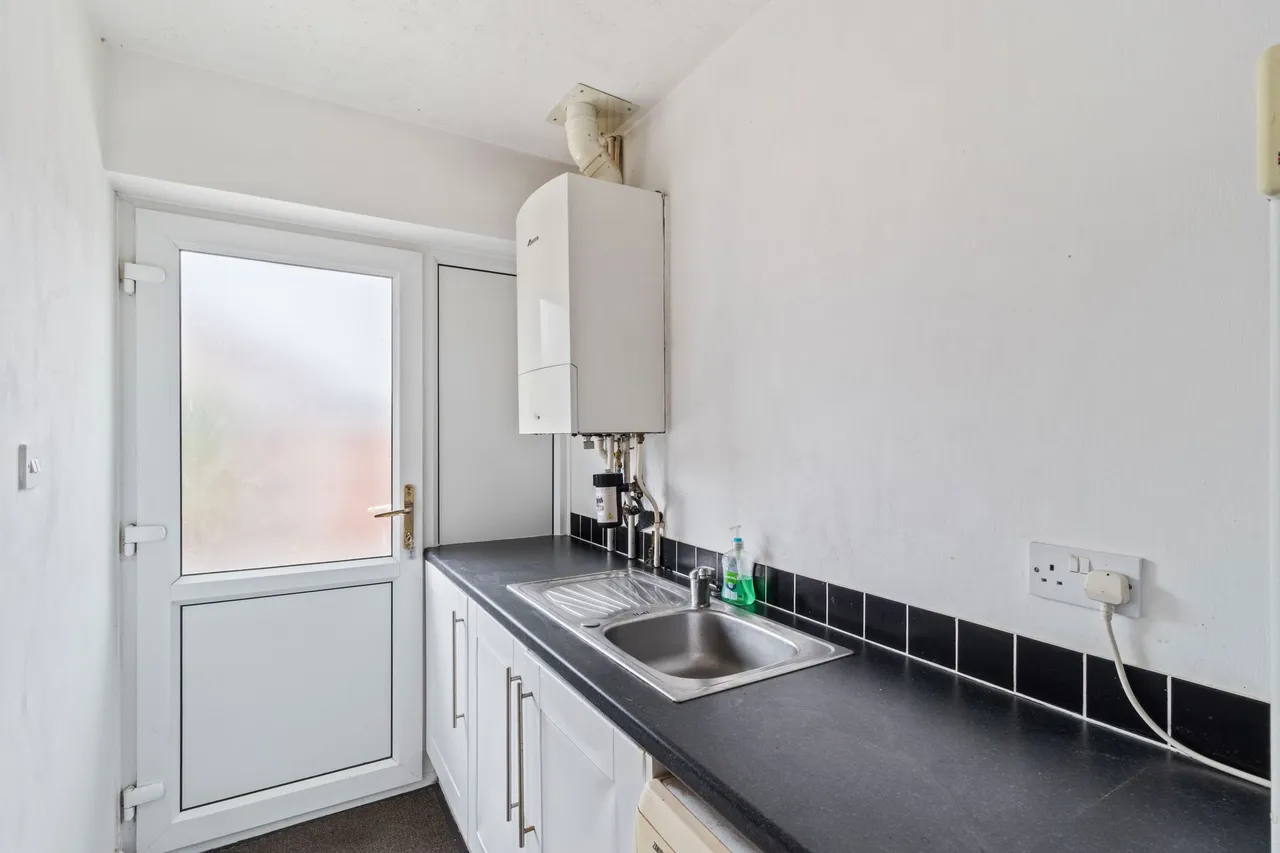 Pembroke Gardens, Appleton, Warrington, Warrington, WA4 5EG, photo 8