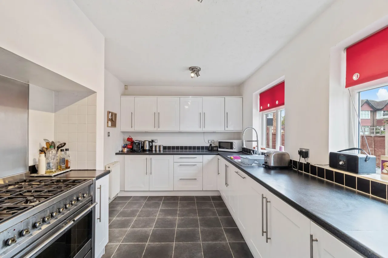 Pembroke Gardens, Appleton, Warrington, Warrington, WA4 5EG, photo 6