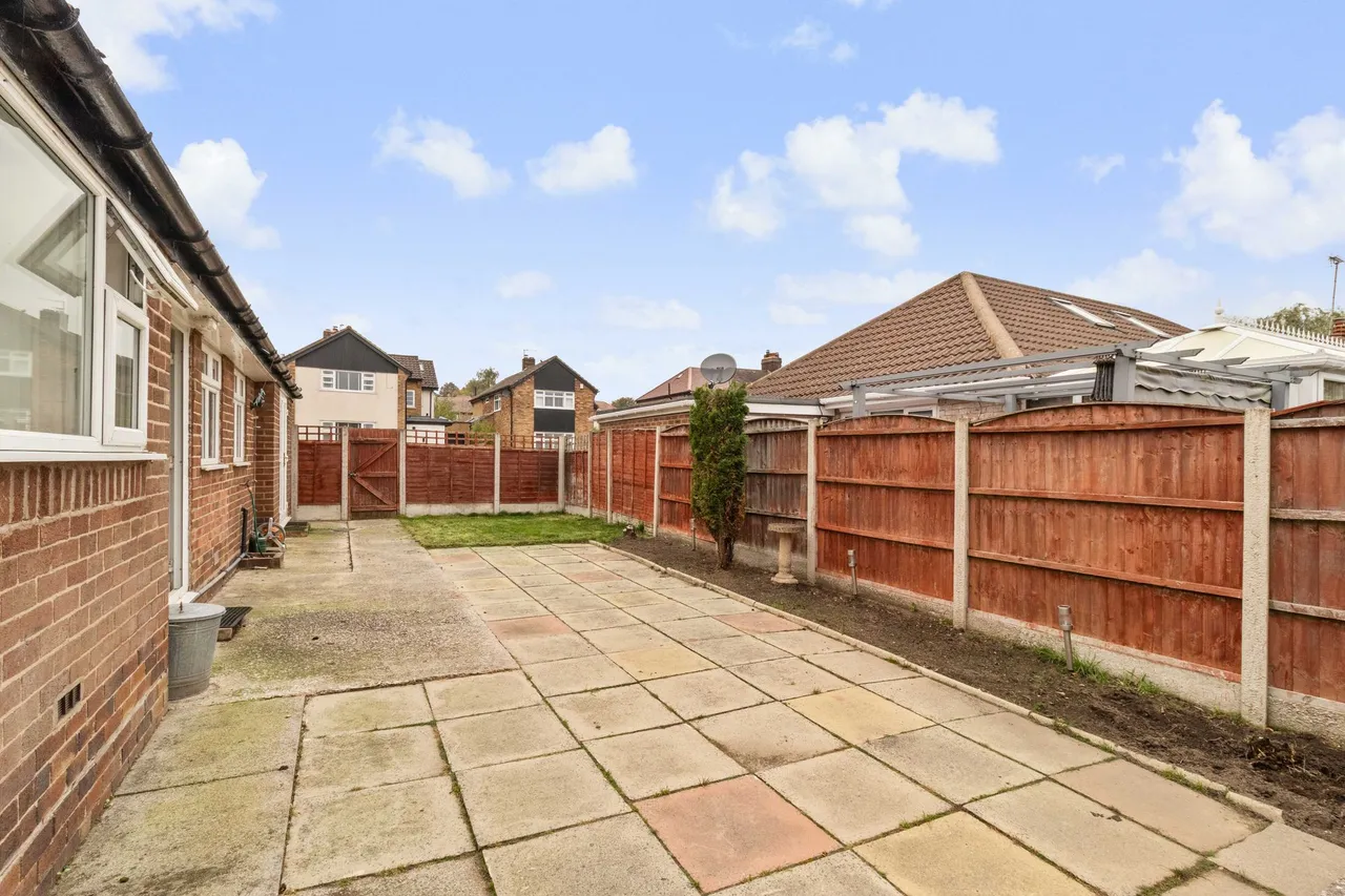 Pembroke Gardens, Appleton, Warrington, Warrington, WA4 5EG, photo 16