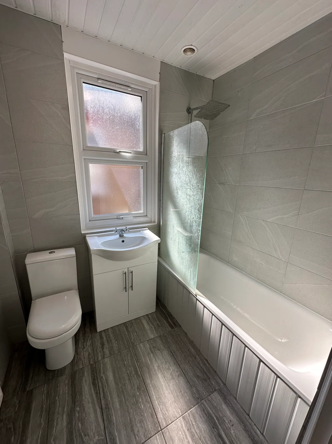 Elvendon Road, Bounds Green, London, N13 4SJ, photo 9