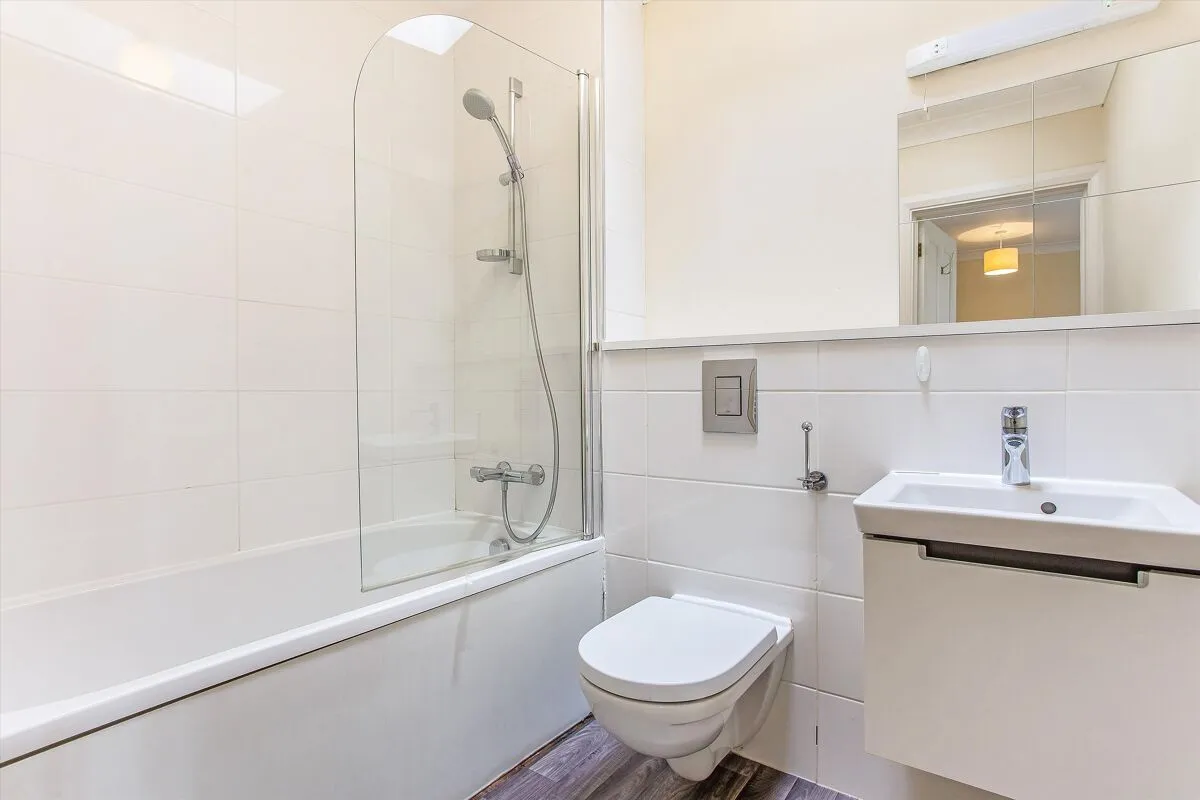 Longcross Road, Longcross, KT16, photo 11