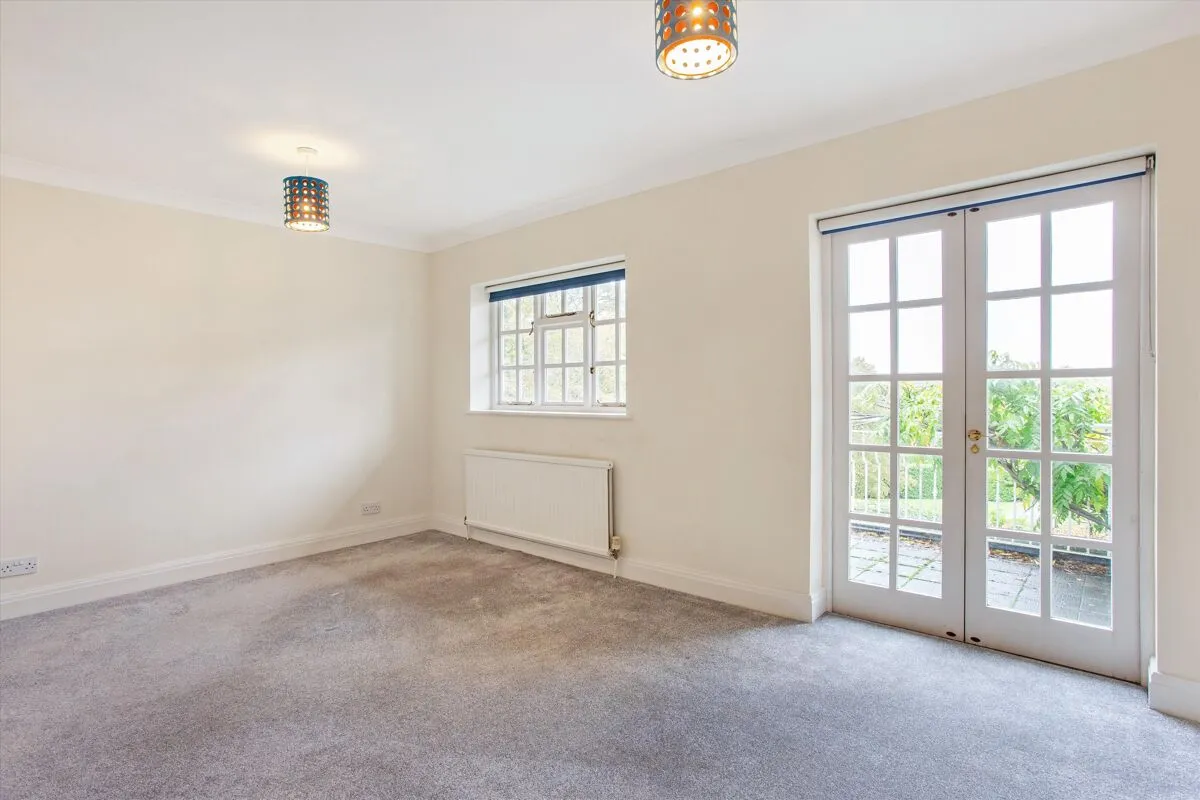 Longcross Road, Longcross, KT16, photo 10