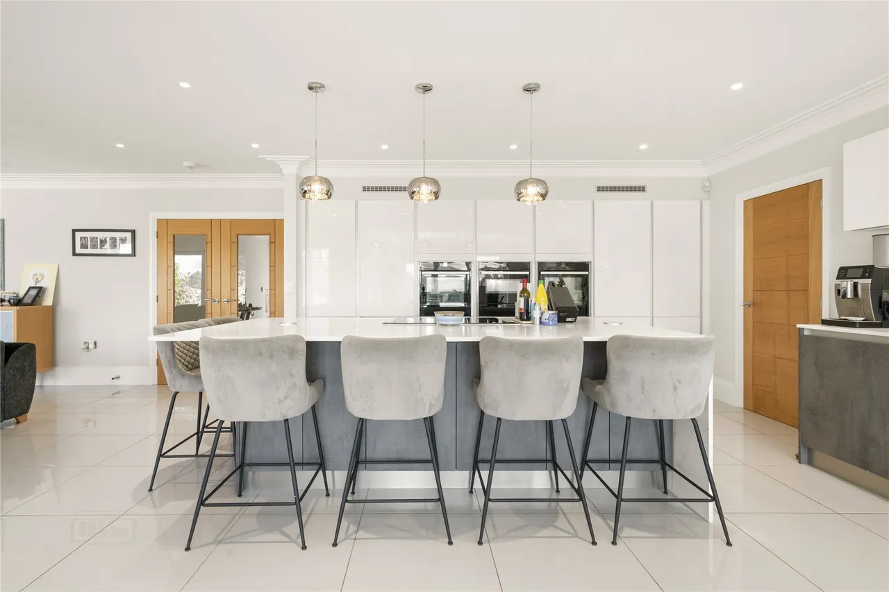 Forest Road, East Horsley, Leatherhead, Surrey, KT24, photo 6