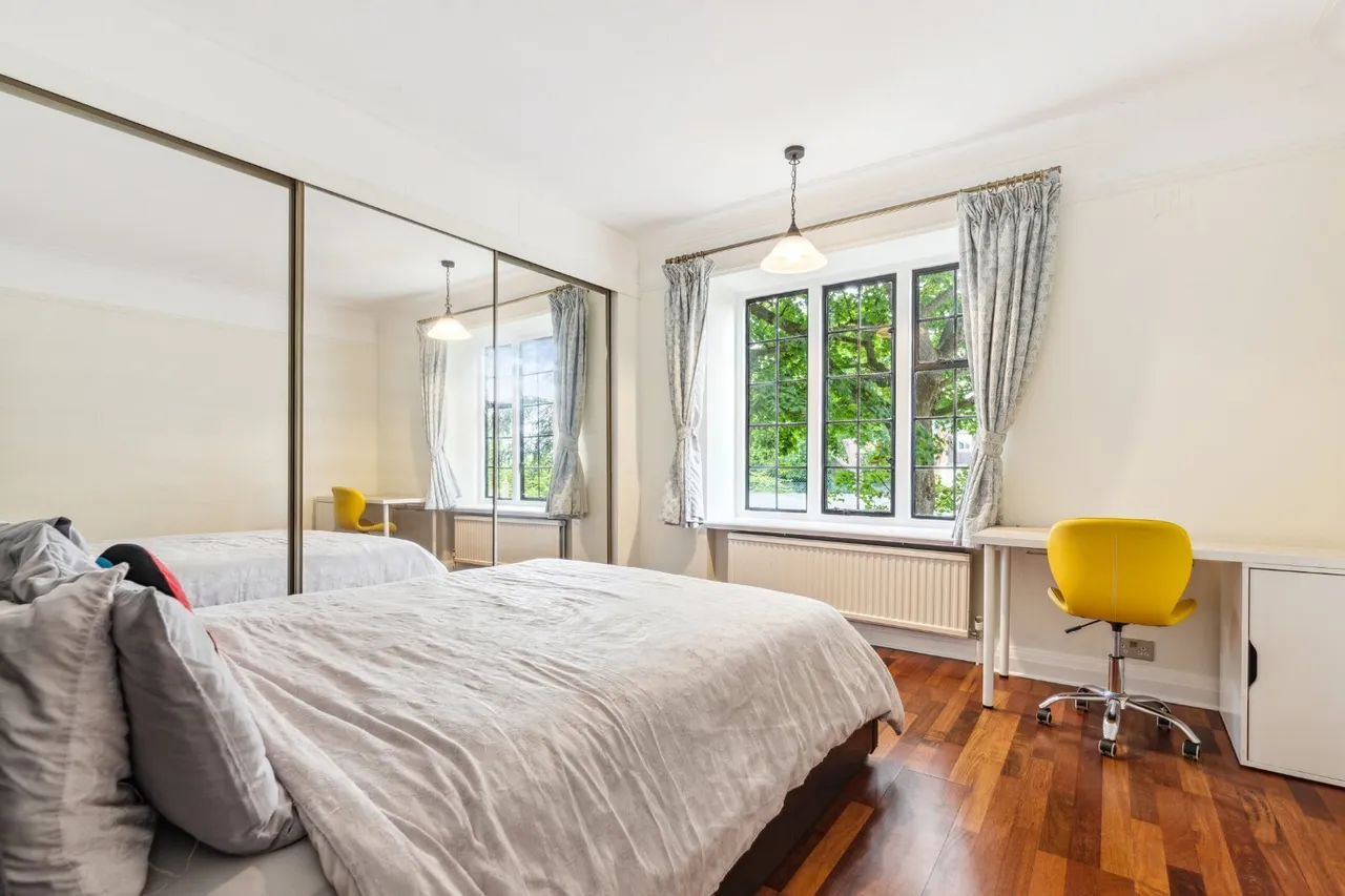 Glenalmond House, Manor Fields, SW15, photo 3